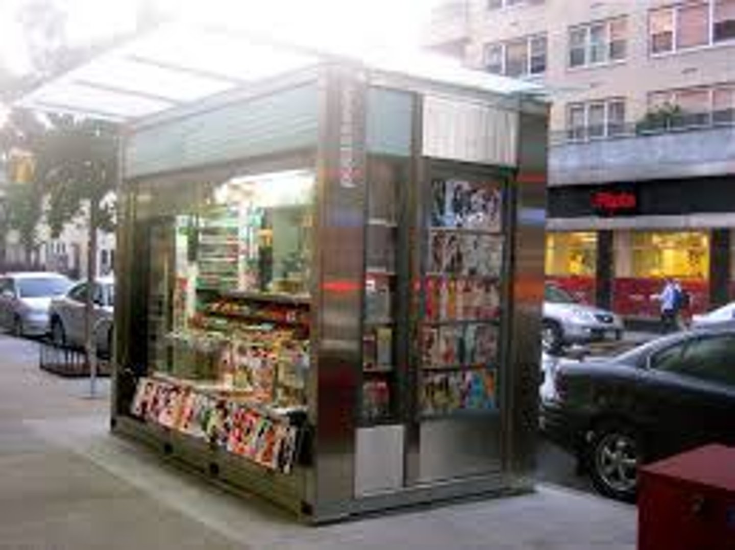 <p>kiosk, stand (masc. noun)</p><p>Pl: ларьки</p>