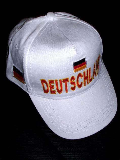 <p>die Kappe, -n</p>