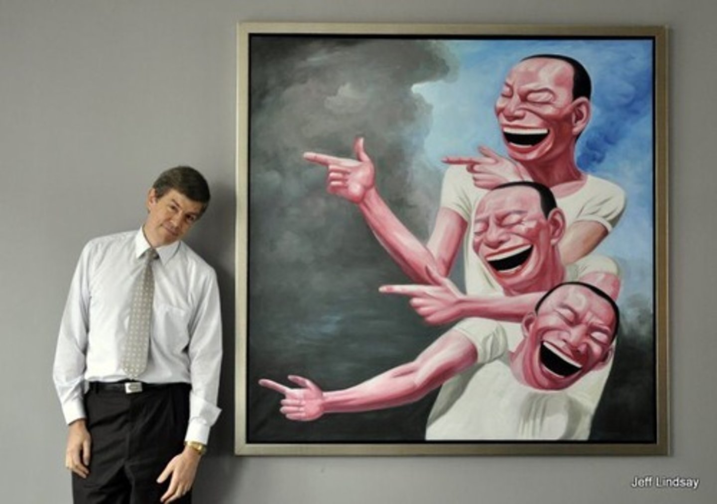 <p>嘲笑，嘲讽</p>