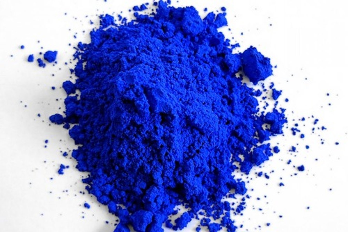 <p>blue</p>