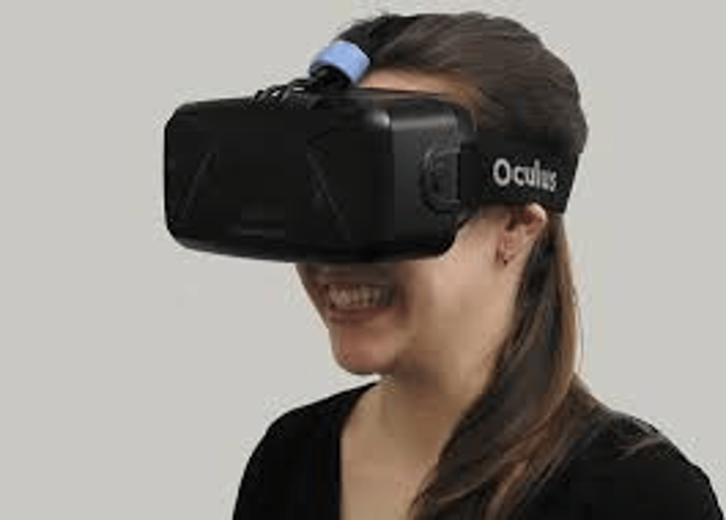<p>kính thực tế ảo</p><p>virtual reality headset</p>