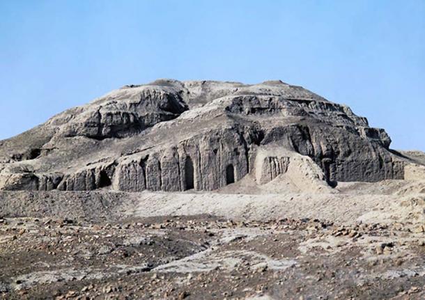 <p>White Temple and its Ziggurat</p>