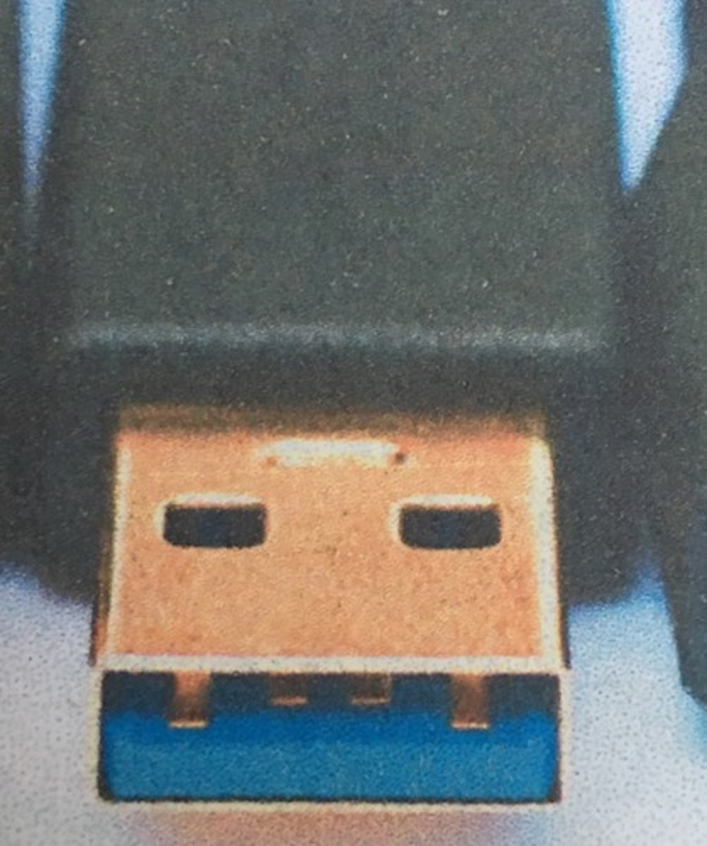 <p>SuperSpeed: 5 gigabits per second, 3 meters</p>