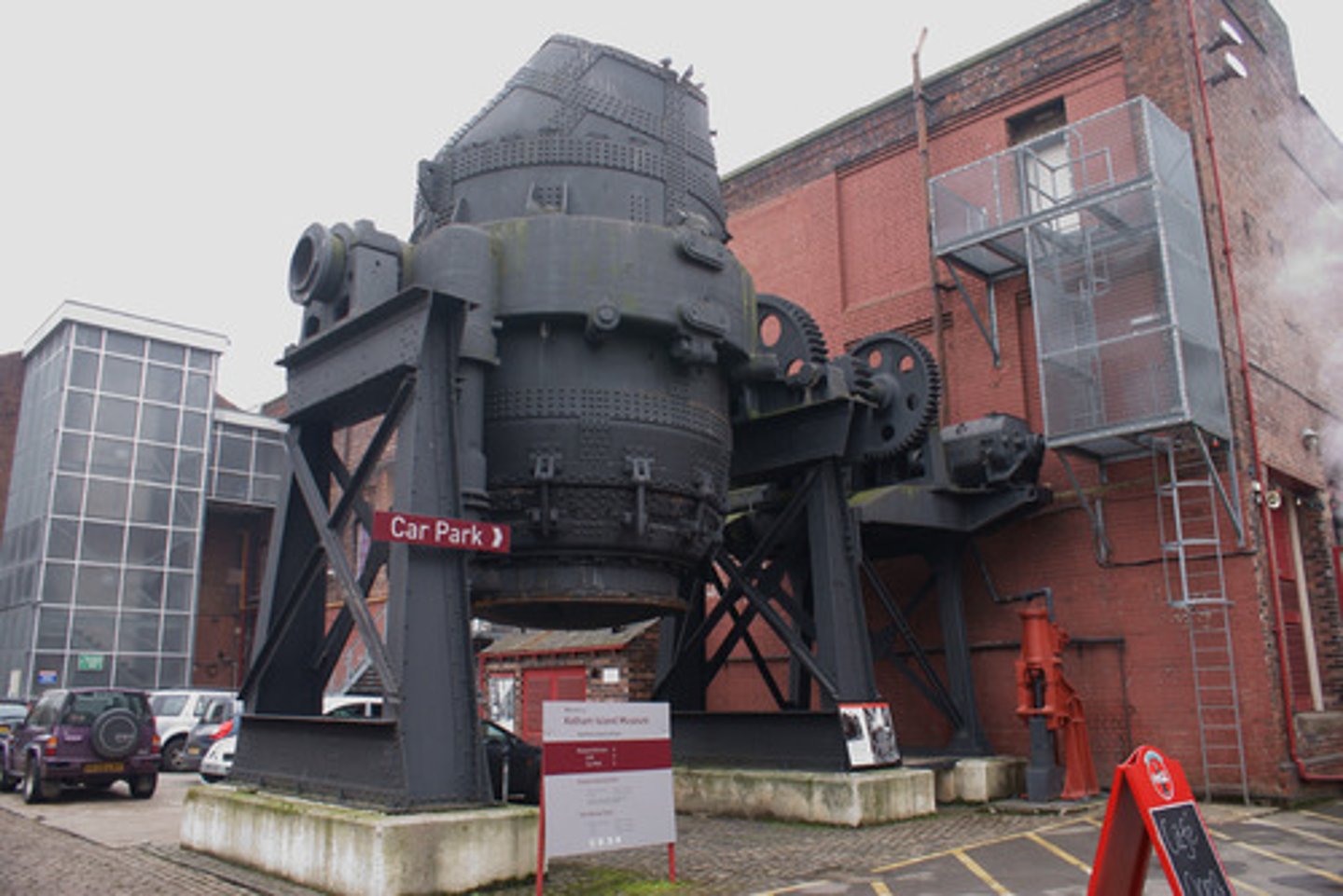 <p>A way to manufacture steel quickly and cheaply by blasting hot air through melted iron to quickly remove impurities.</p>