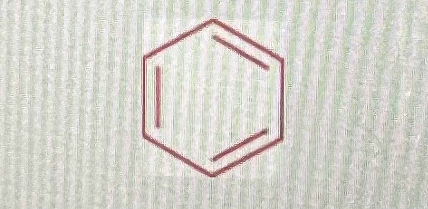 <p>-falls under the functional group aromatics</p><p>-aromatic compounds are in a ring structure with alternating double bonds </p>