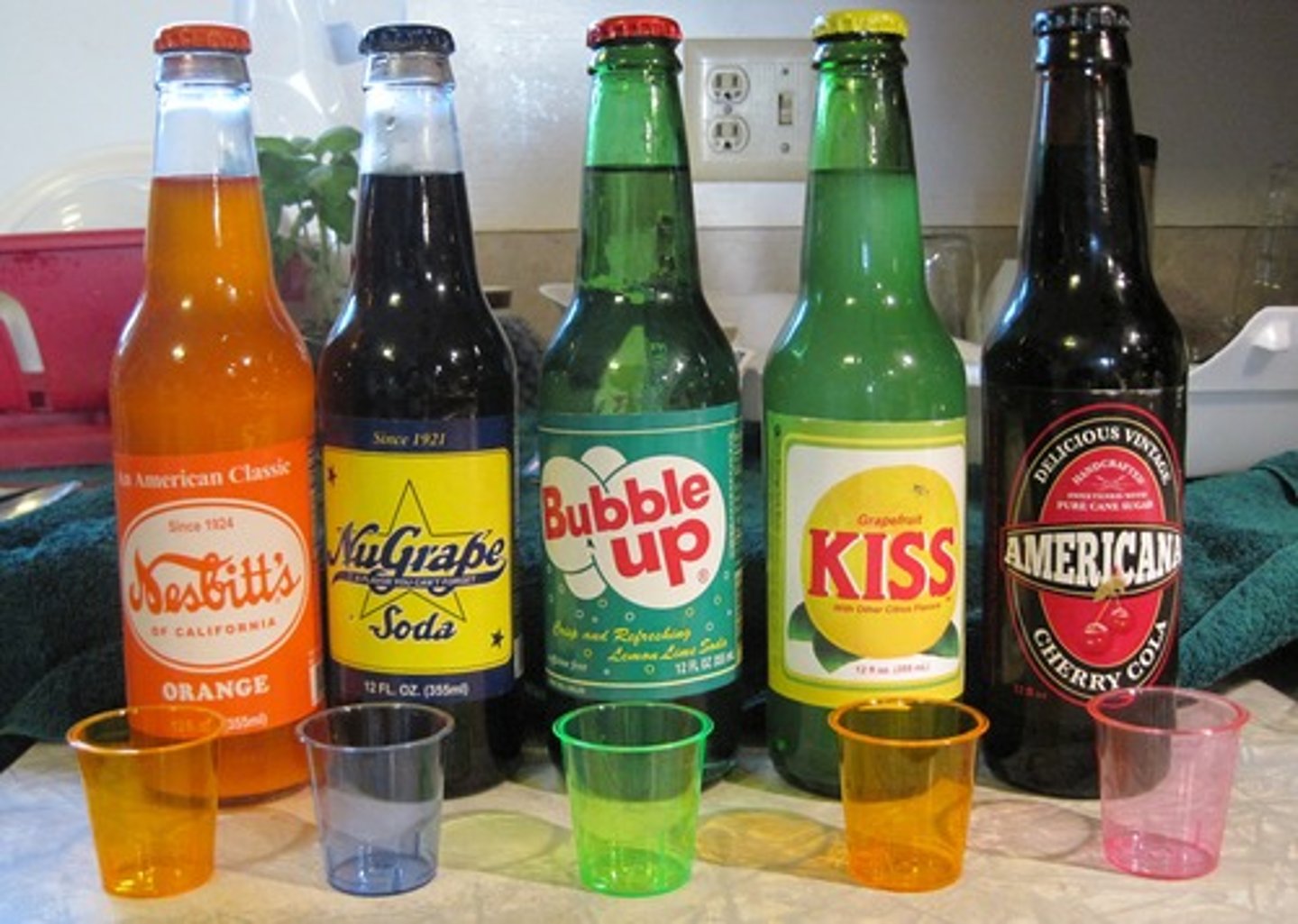 <p>In a poll of 100 soda drinkers, 90 preferred Cool Cola to the other leading brand.</p>