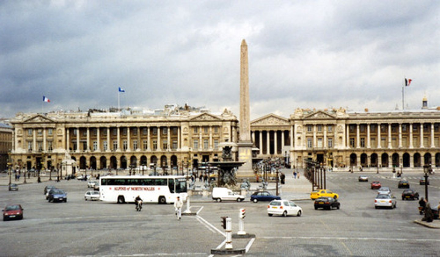 <p>1755</p><p>Gabriel</p><p>Paris</p>