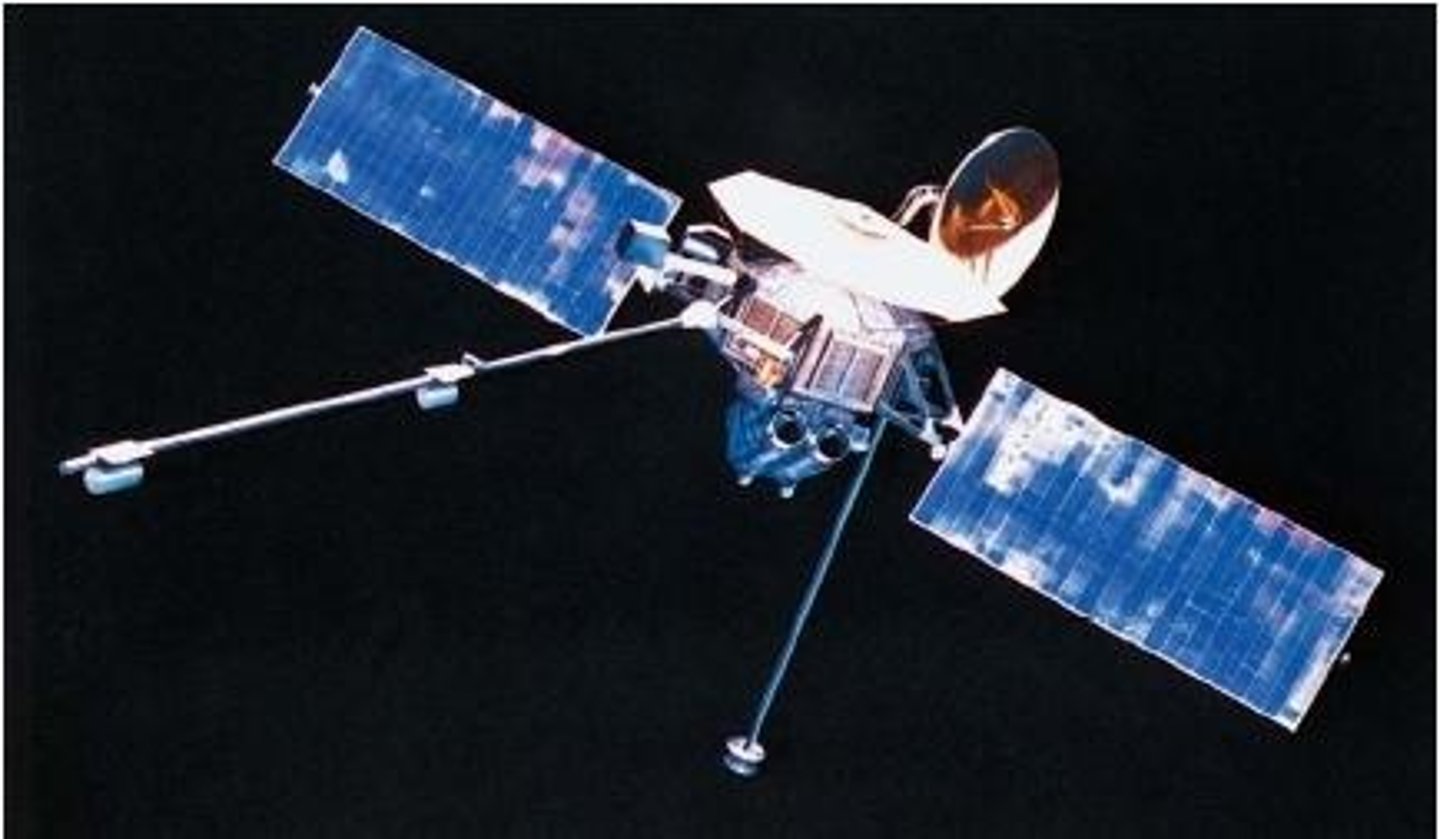 <p>a spacecraft that carries scientific instruments that can collect data, but has no human crew and leaves Earth's atmosphere.</p>
