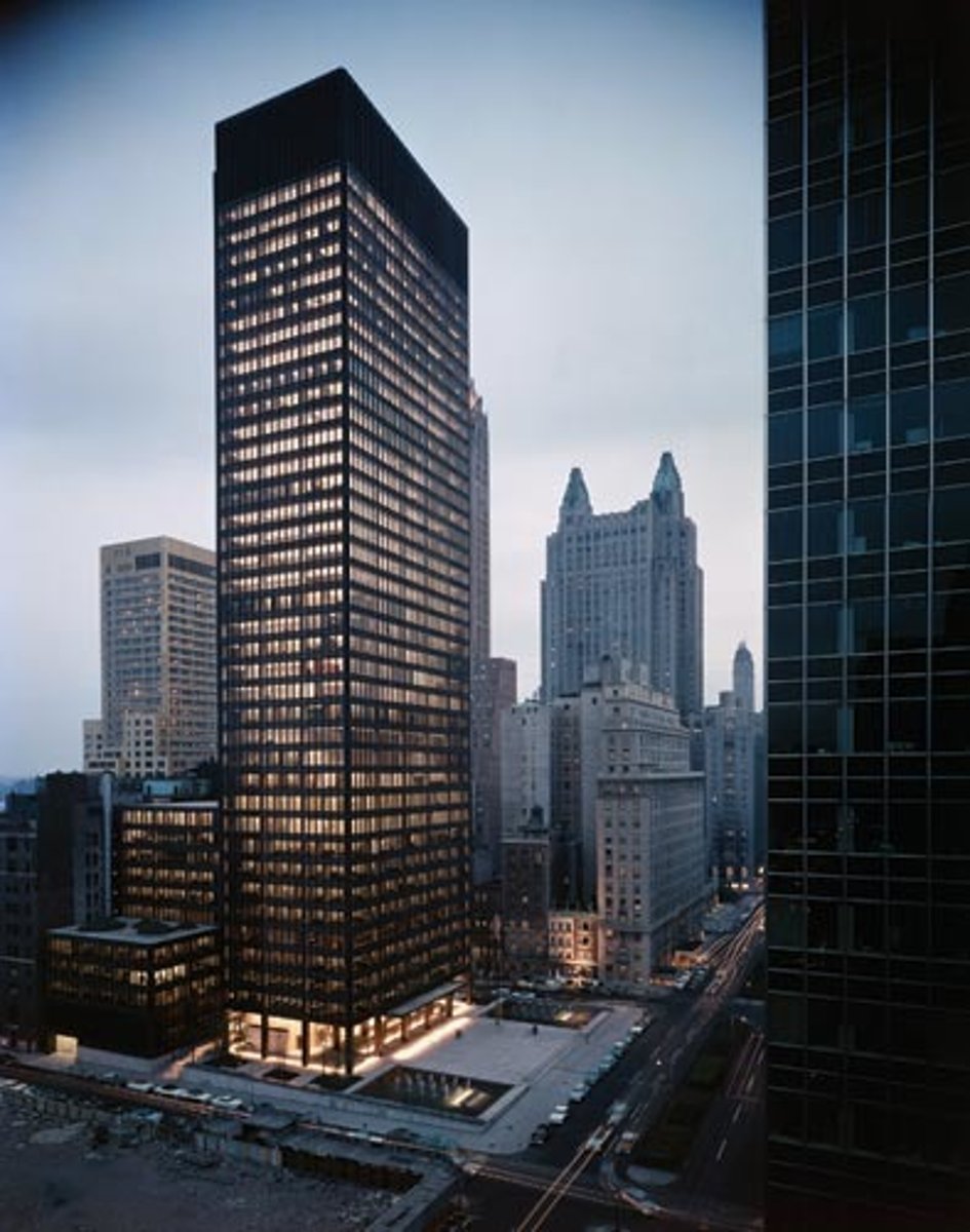 <p>Mies van der Rohe, Seagram Building, New York City, 1958</p>
