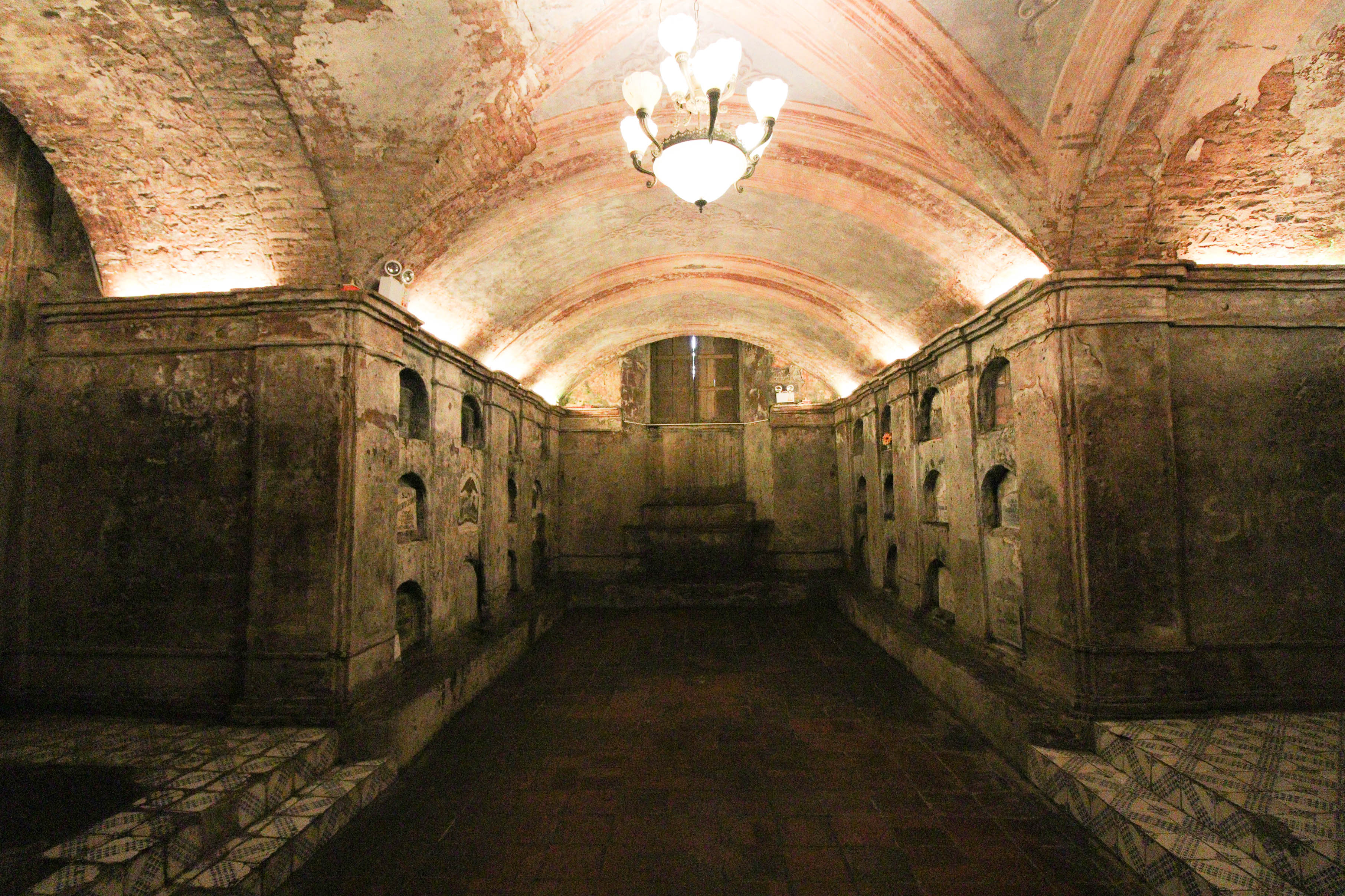 <p>Located in Nagcarlan, built in 1845 by colonial Franciscan Missionaries as a public burial site. It was used during the 1896-1898 Philippine Revolution as a secret meeting place of officials and members of Katipunan secret independence society.</p>