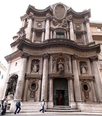 <p><span>Сан-Карло алле Куатро Фонтане, Сан Карлино (итал. San Carlo alle Quattro Fontane, что значит "церковь св. Карла у четырех фонтанов", также San Carlino), Рим, Италия; архитектор - Франческо Борромини; 1638-1677 гг. </span><span><span>(барокко)</span></span></p>