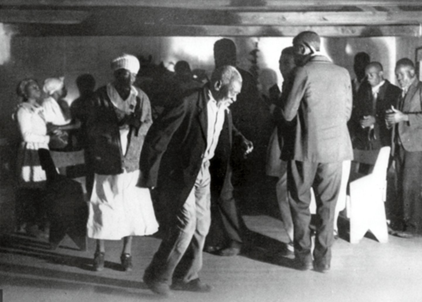 <p>Religious Ritual and Dance practiced by African Slaves in New Orleans, in which worshipers move and rotate counterclockwise in a circle while shuffling and stomping their feet and clapping their hands</p>