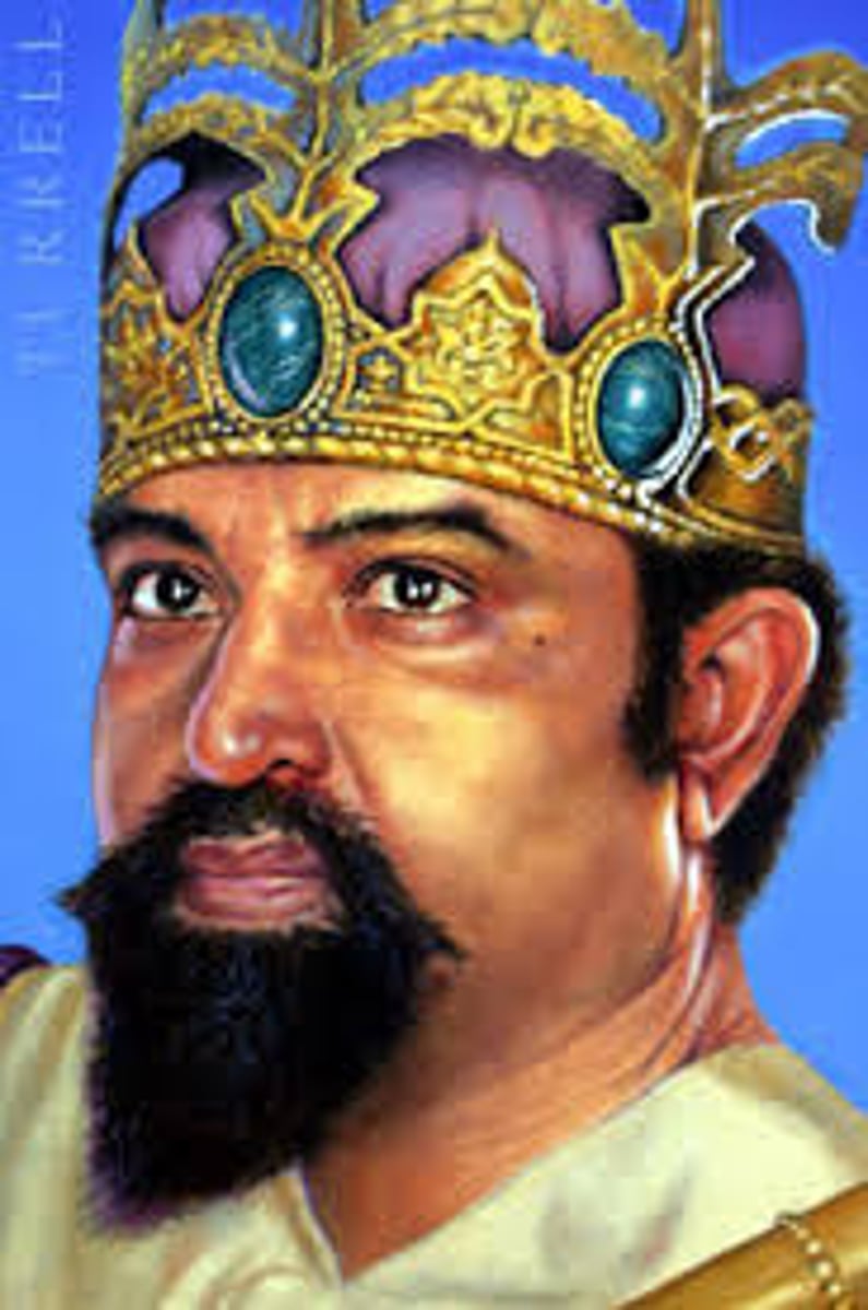 <p>The founder of Mali empire. He crushed his enemies and won control of the gold trade routes. Improved agriculture in Ghana.</p>