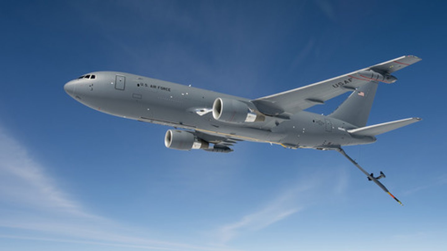 <p>2 jet engines, refueling boom, Aerial refueling and airlift</p>