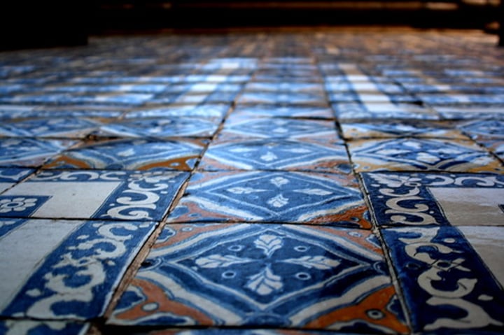 <p>tile</p>