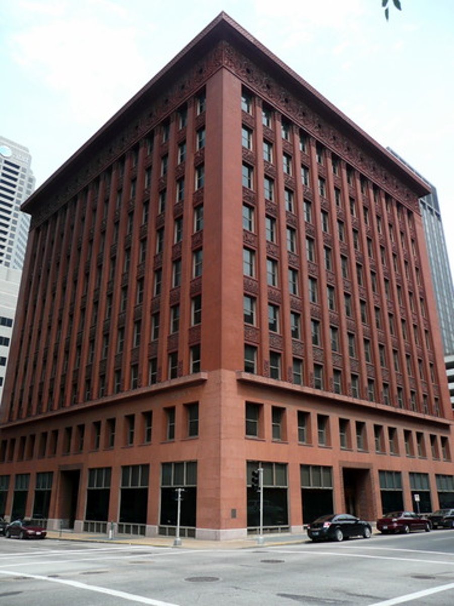 <p>modern architecture<br>- form folllows function<br>- innovative use of steel and glass<br>-ornamental detail<br>- vertical emphasis<br>- unity of design<br>-influence of nature<br>- asymmetry and rhythm<br>- architecture should serve society and improve the human experience</p>