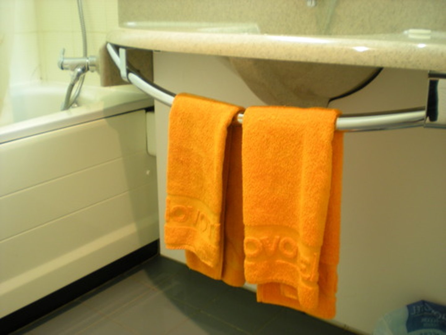 <p>towel</p>
