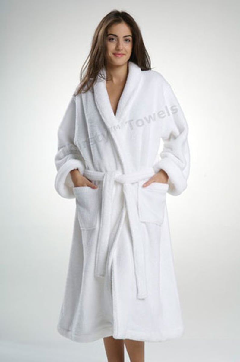 <p>bathrobe</p>