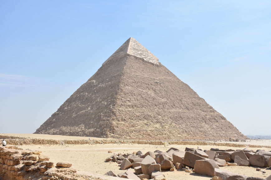 <p>Great Pyramids (Menkaura, Khafre, Khufu) and Great Sphinx</p><ul><li><p>Giza, Egypt.</p></li><li><p>Old Kingdom, Fourth Dynasty.</p></li><li><p>c. 2550-2490 B.C.E.</p></li><li><p>Cut limestone.</p></li></ul><p>The Great Sphinx is believed to be the most immense stone sculpture ever made by man. (stone, tombs, statues, animal symbolism)</p>