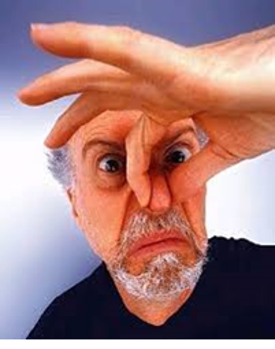 <p>Smelly;stinky, いAdj.</p>
