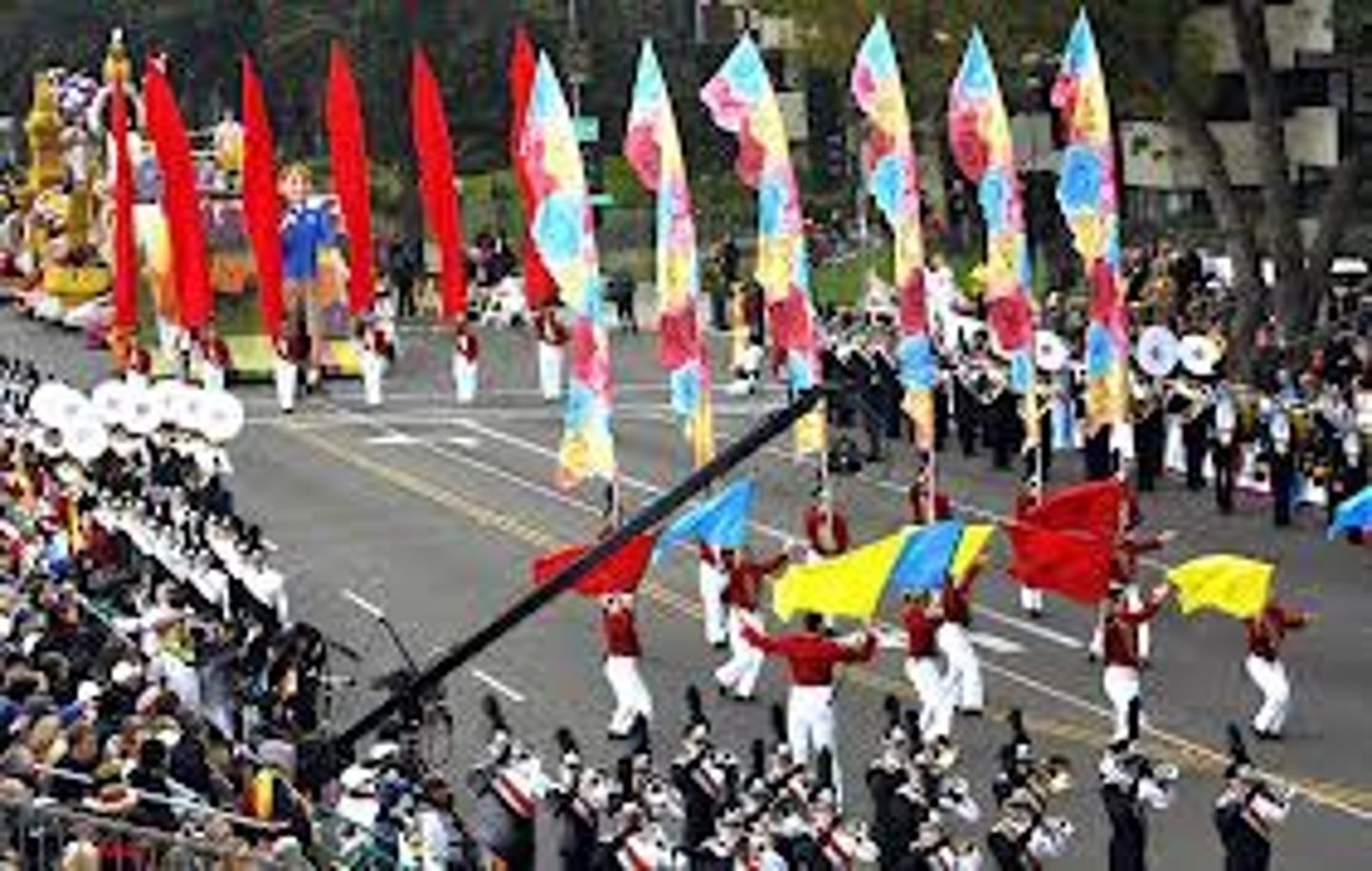 <p>parade</p>