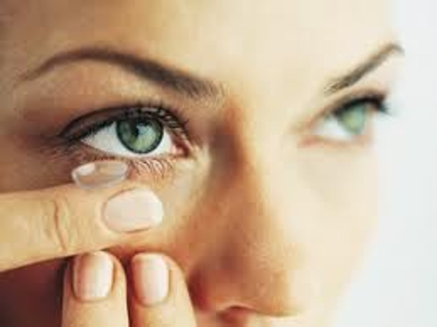 <p>I wear contacts</p>