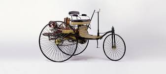 <p>What is the name of this an by who made it, during which era was this discovered and around what time</p>