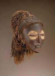 <p>Female Pwo Mask (culture &amp; location)</p>