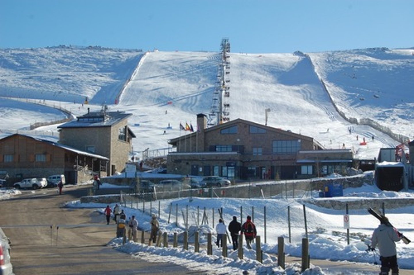 <p>skiing area</p>