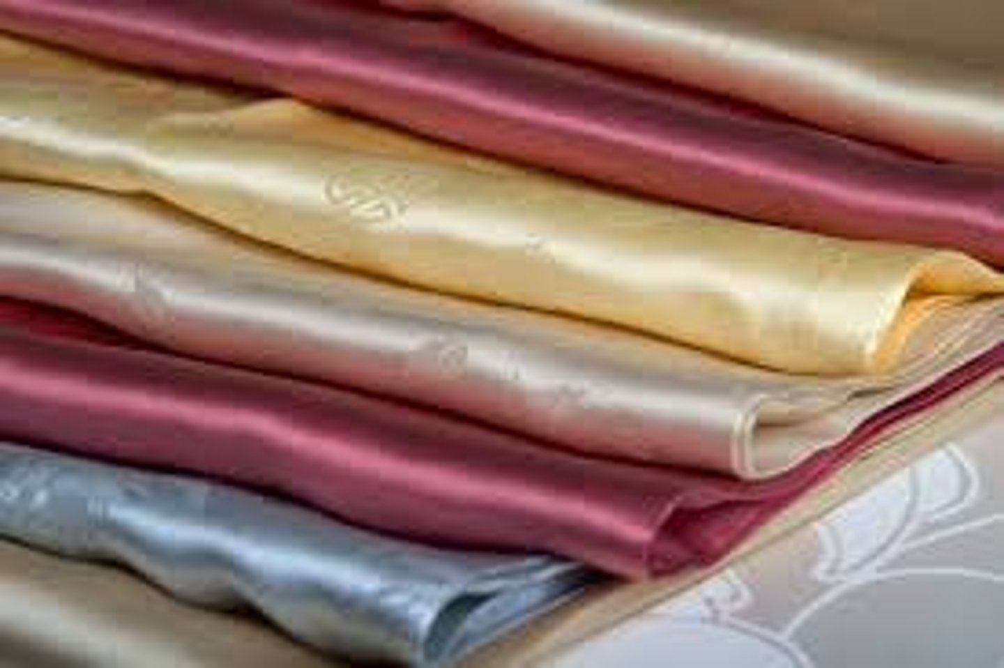 <p>silk</p>