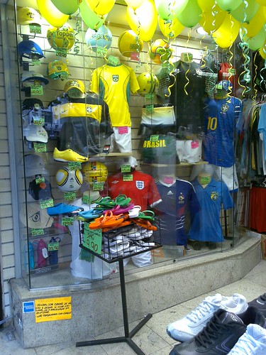 - once a company has a pretty good idea of customers' service expectations, the next step would be to set service its service standards accordingly and develop systems to meet the customers' service expectations
- firms must set specific, measurable goals
- Employees should be shown exactly what is expected of them and what specific tasks they are responsible for performing, for the specific service, by management higher up. (servers generally want to do a good job)
- employees must be thoroughly trained to complete their specific tasks, how to treat customers, and the manager needs to set an example of high service standards
 -people can be taught specific tasks related to their jobs, this isn't easily extended to interpersonal relations
*** it's not enough to tell employees to be nice or do what customers want. A quality goal should be specific, like: greet every customer you encounter with "good morning/afternoon/evening, sir or ma'am." In extreme cases, such training becomes even more crucial, i.e. cancelled flights, lost baggage, long ticket lines...