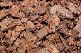 <p><span>&nbsp;Organic mulch made from shredded or chipped tree bark, used to suppress weeds and retain moisture.</span></p>