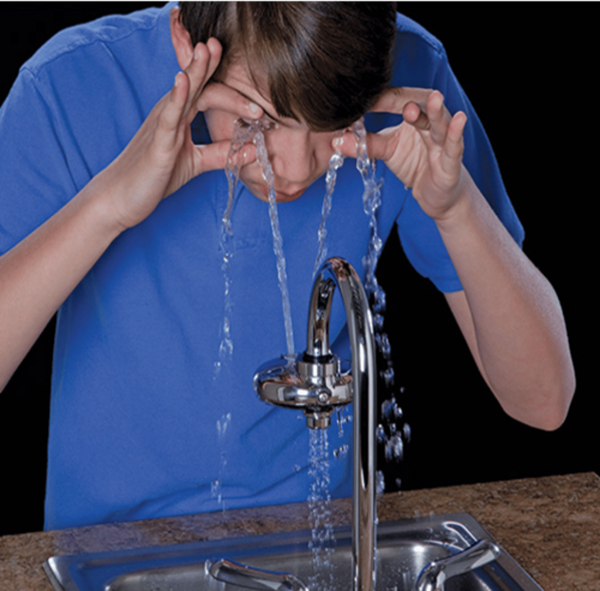 <p><u>Risk Factors:</u> working with chemicals, irritants such as household bleach, agricultural pesticides or gas, industrial, mechanics - battery acid, etc.</p><p><u>S&amp;S</u>: photophobia, severe pain, tearing, conjunctival hyperemia, subconjunctival hemorrhage, opacification</p><p><u>Tx &amp; Management</u>: consult and f/u with optho, <strong>copious irrigation w/ sterile NS first</strong>, wear protective gear</p>