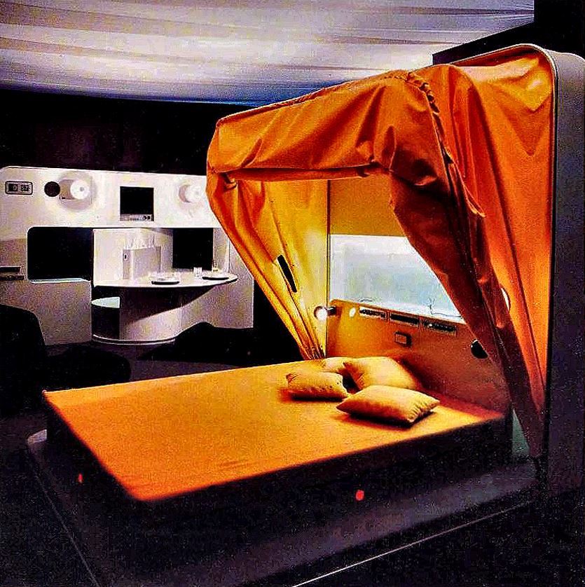 <p>Joe Columbo imaginer un design dit de l’anti design, car il refusait de se plier aux règles de la modernité et créer un design qui se plie aux besoins de l’utilisateur et non pas le contraire.</p>