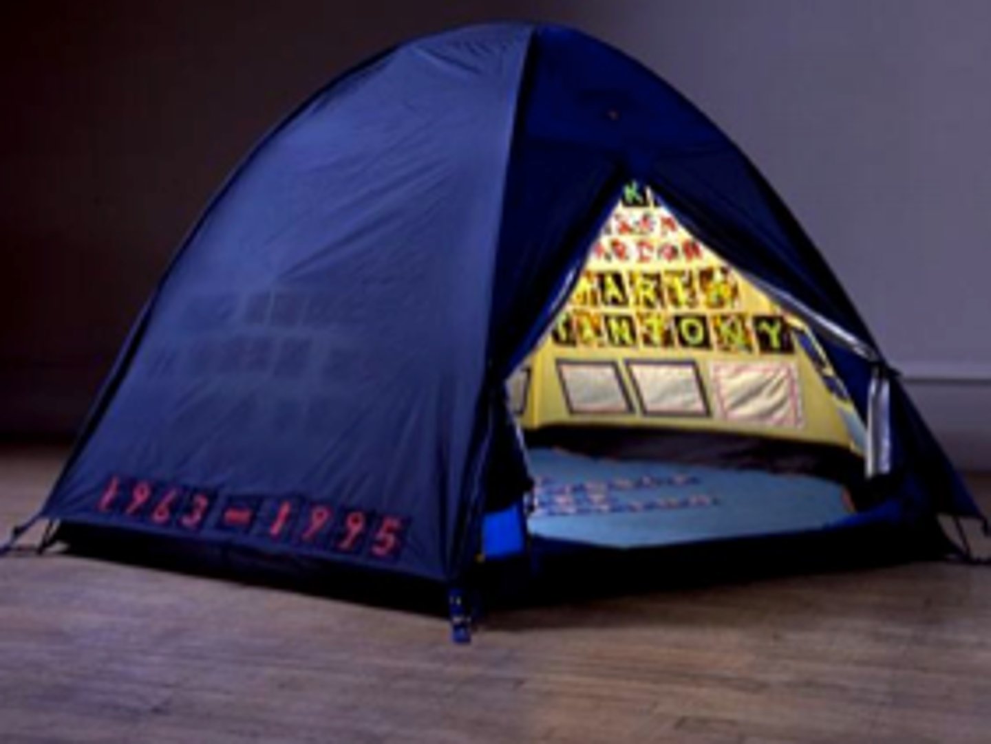 <p>Tracey Emin, 1990</p>