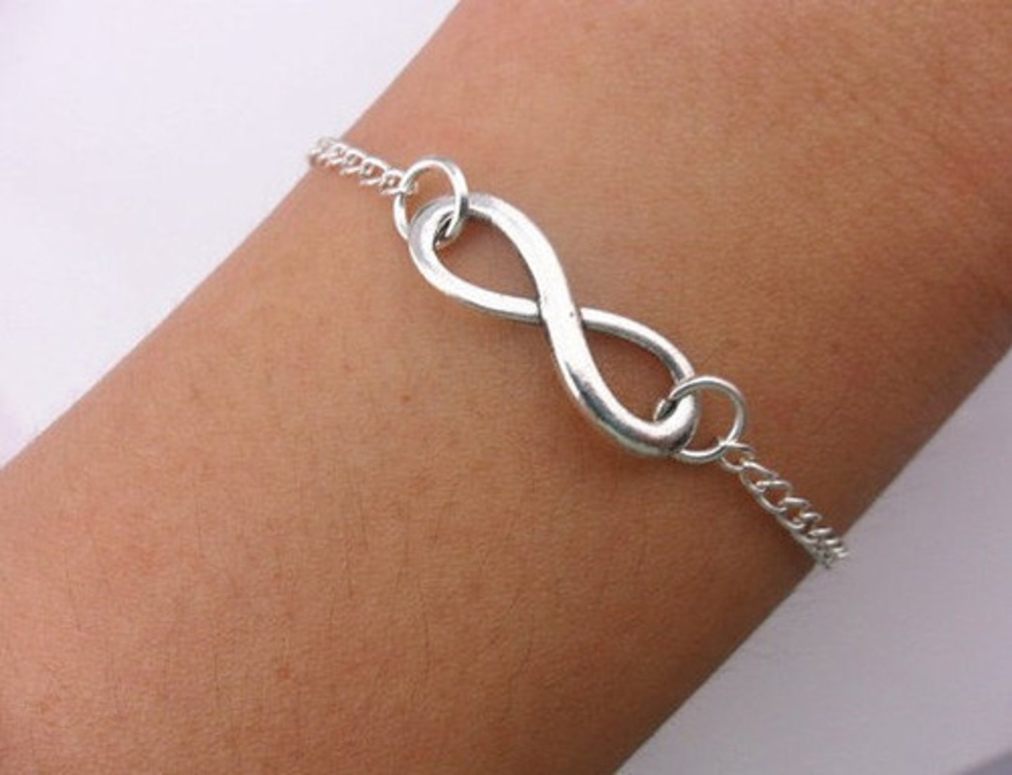 <p>bracelet</p>