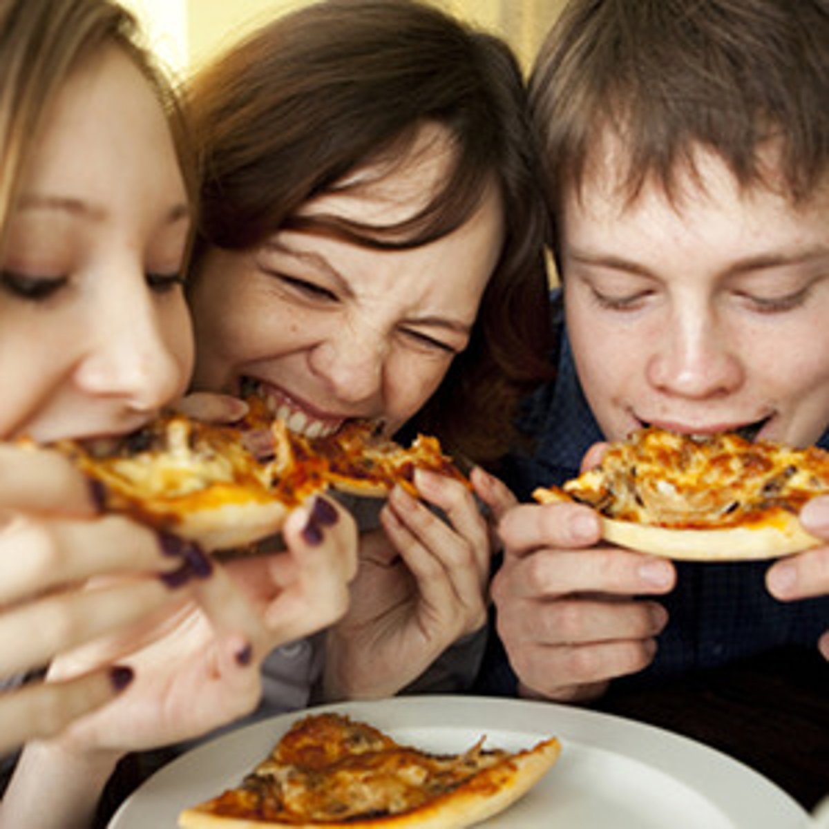 <p>(adj) 1. Ravenous; desiring and eating a large amount of food.</p><p>2. Greatly eager.</p>