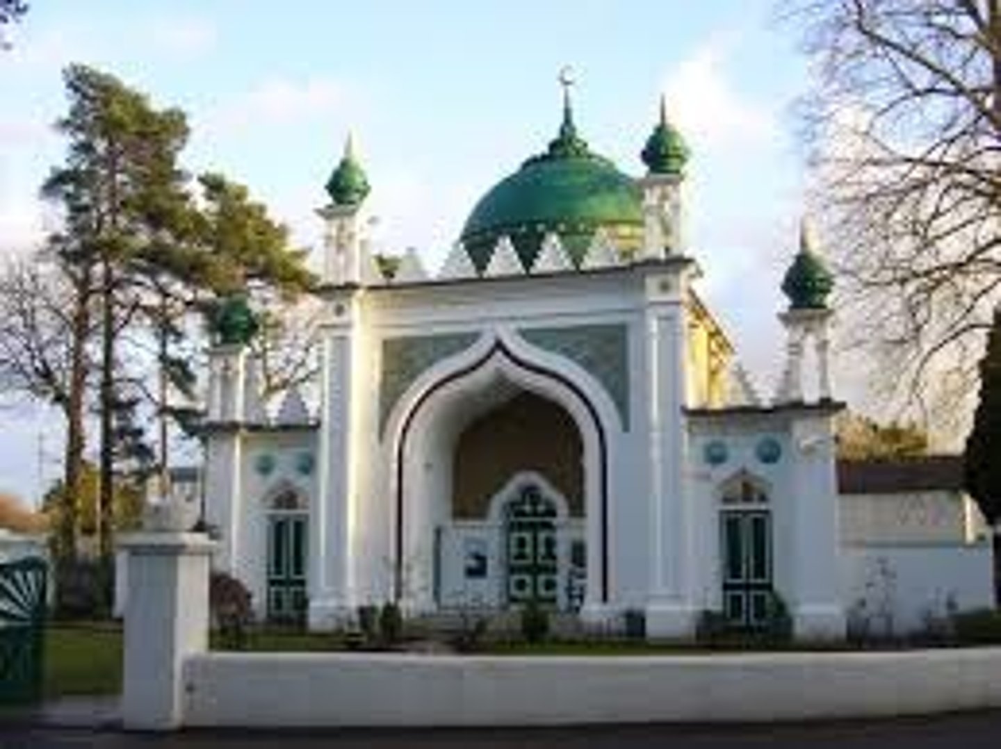 <p>the mosque</p>