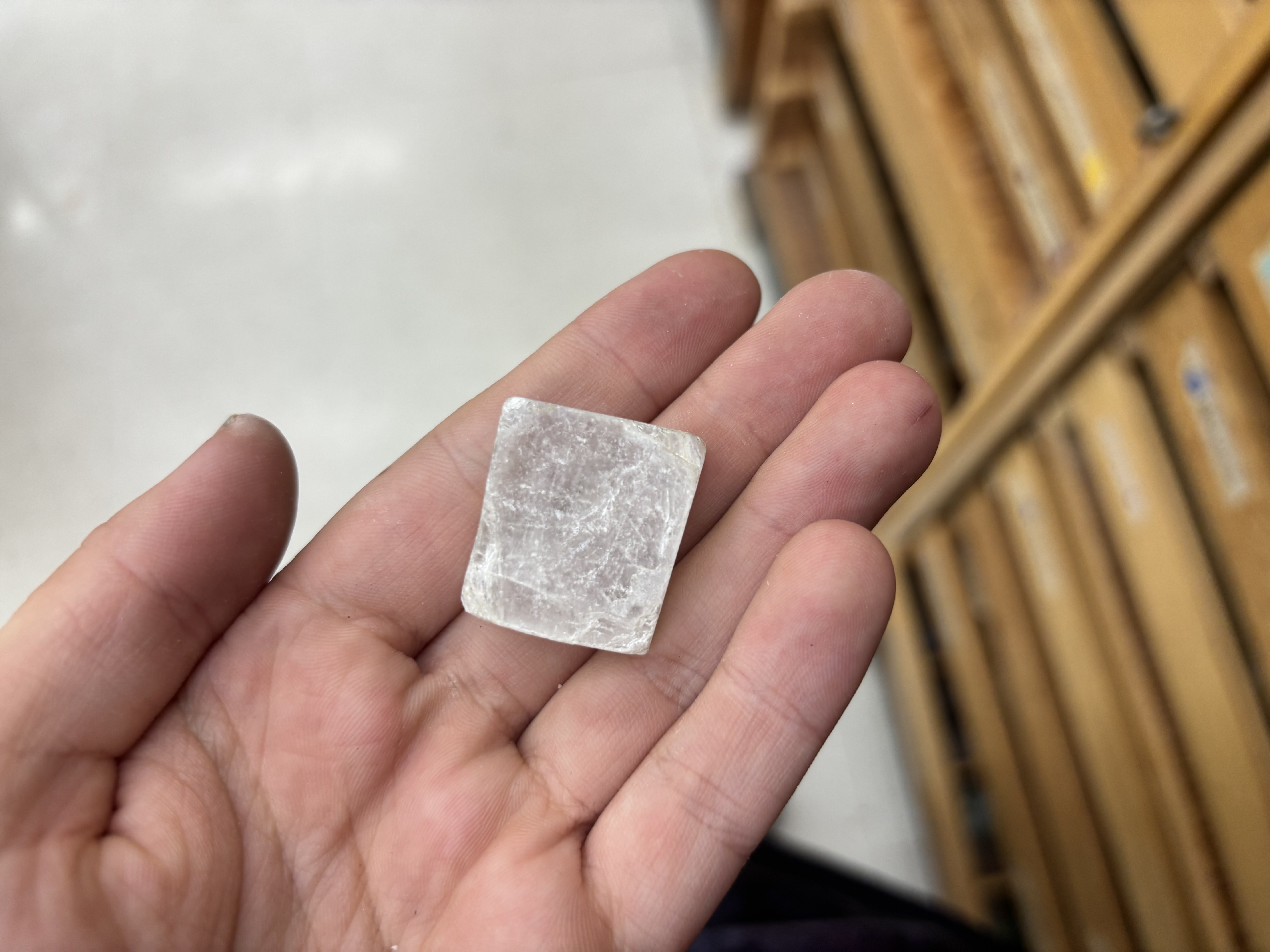 <p>Mineral, diagnosis</p>