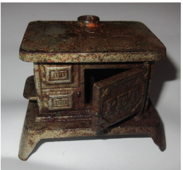 <p>Popular toy between 1870 and WWII until plastic toys became accessible</p><p>Very well made faithful reproductions of large scale items</p>