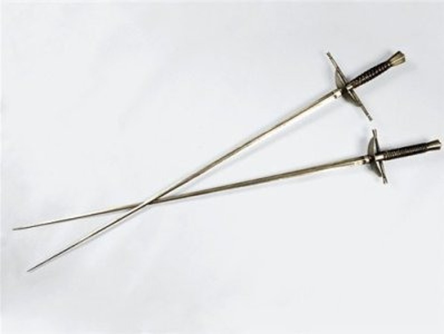 <p>a long, thin, light sword with a sharp point</p>