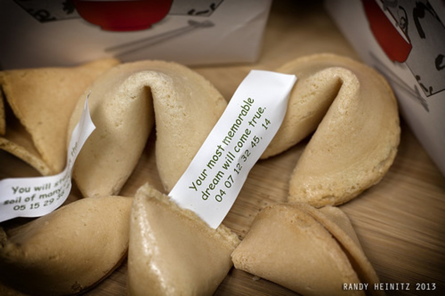 <p>Occurs when individuals believe personality descriptions apply specifically to them, even when they are general</p>
