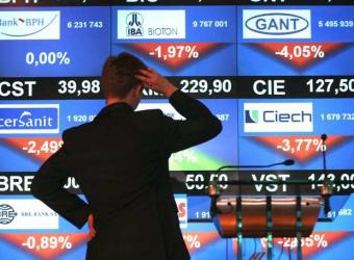 <p>stockbroker</p>