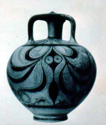 <p>Mycenaean stirrup jar with an octopus</p>