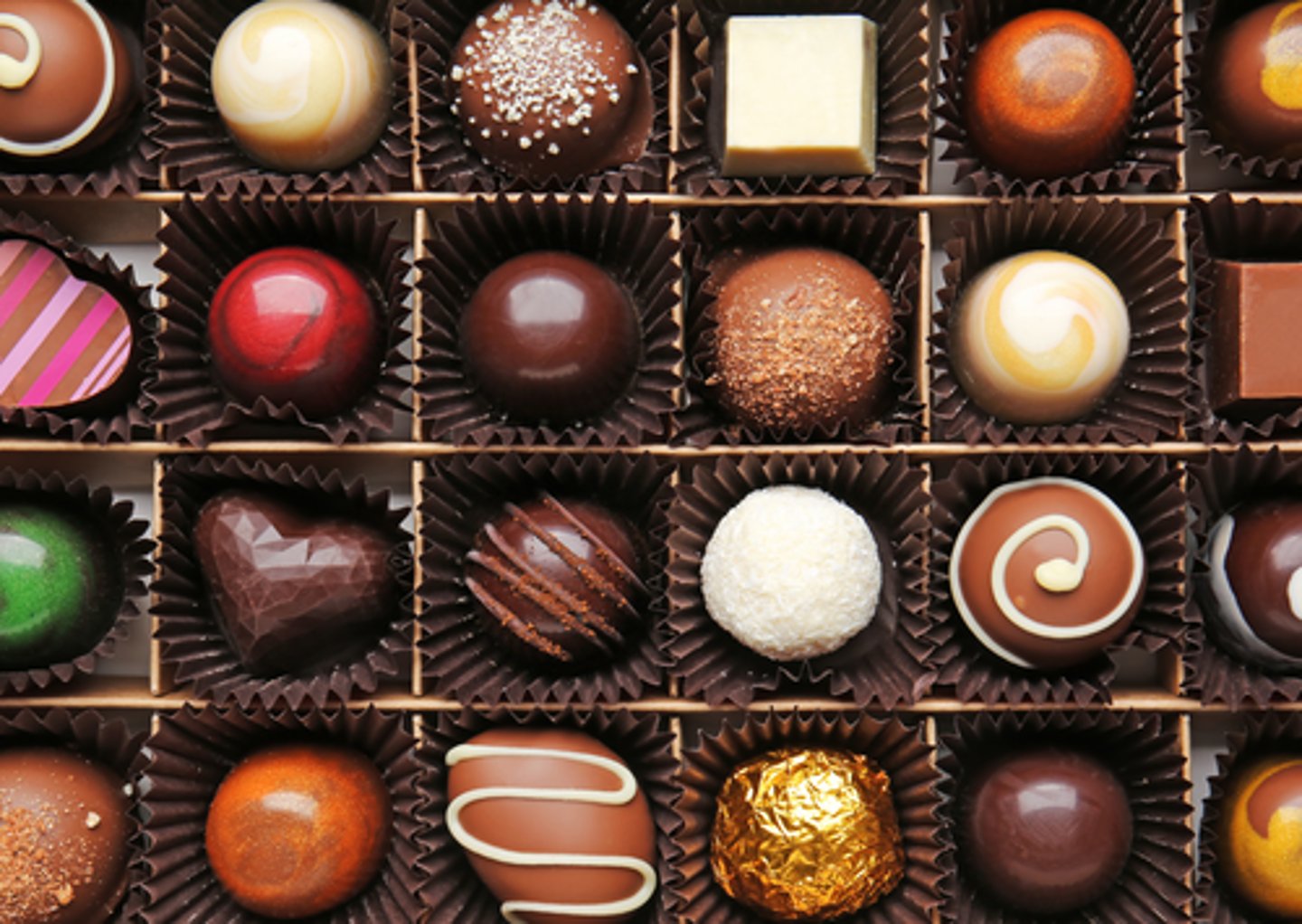 <p>He knows I love sweets, so he gave me a _____________________ as a gift.</p>