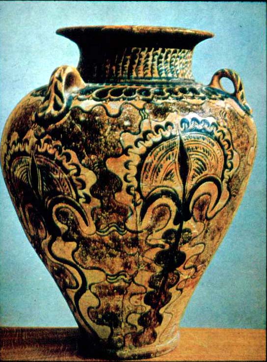 <p>“Palace Style” vessel from Knossos. </p>