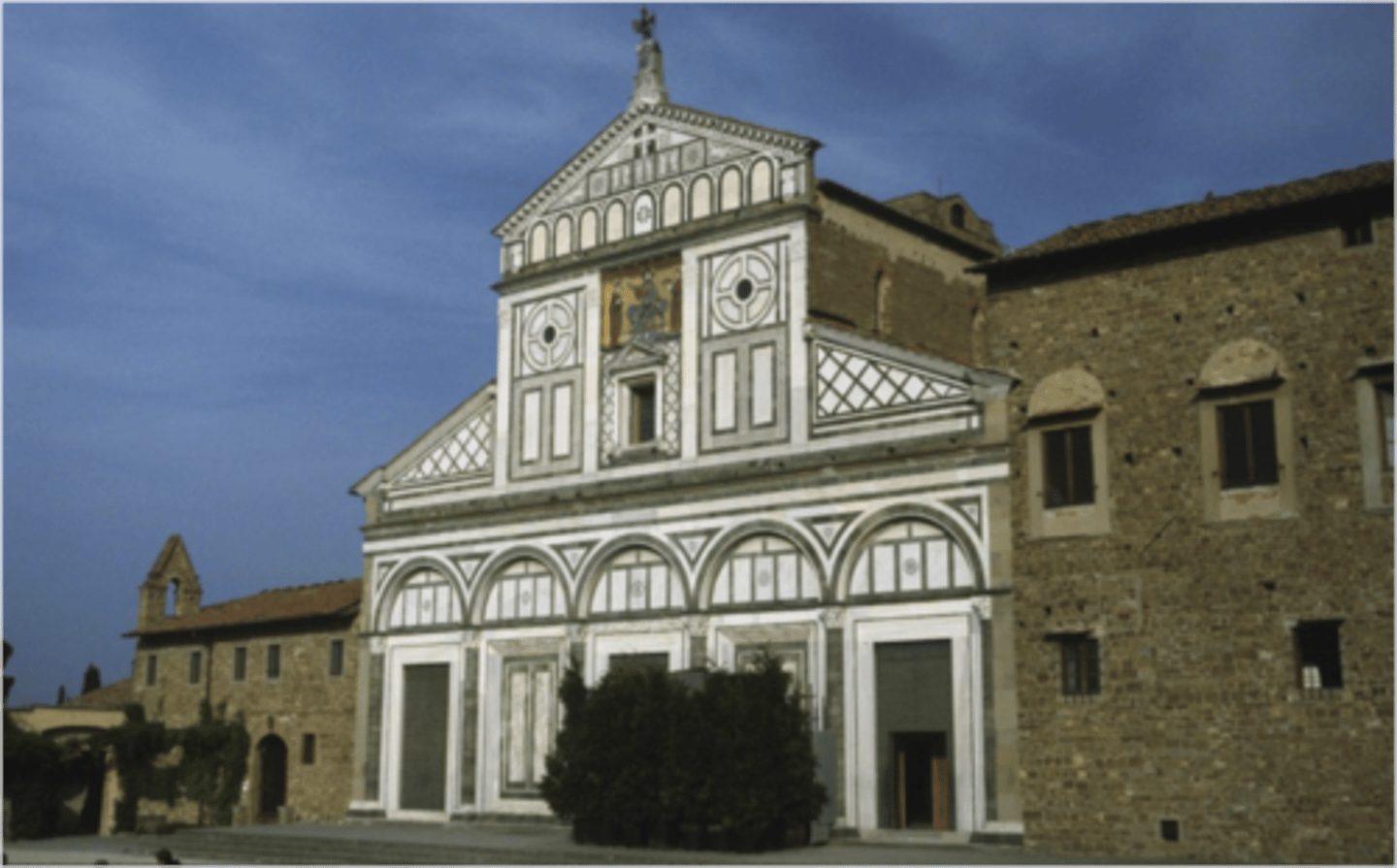 <p>influencing later Florentine churches.</p>