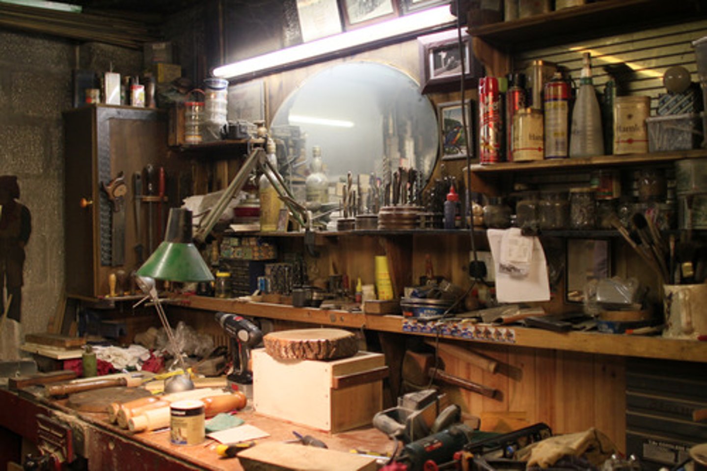 <p>workshop</p>