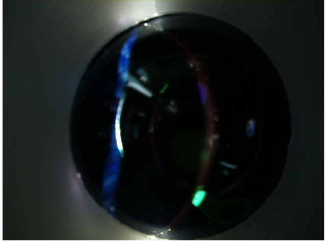 <p>when trying to perform an optic section of the cornea to determine which layer the green lesion is in, but it doesnt look right. What could I be doing wrong </p>