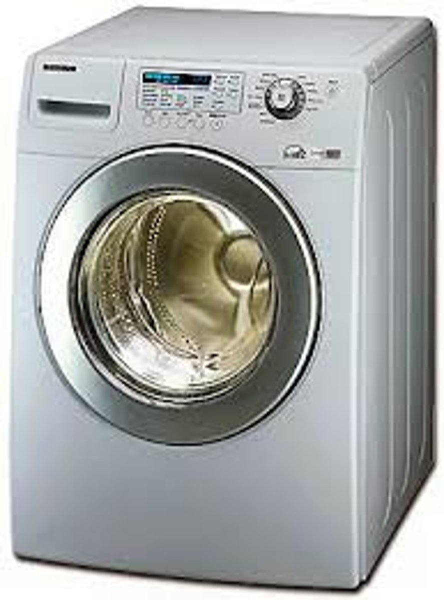 <p>(clothes) washer (fem. noun)</p>